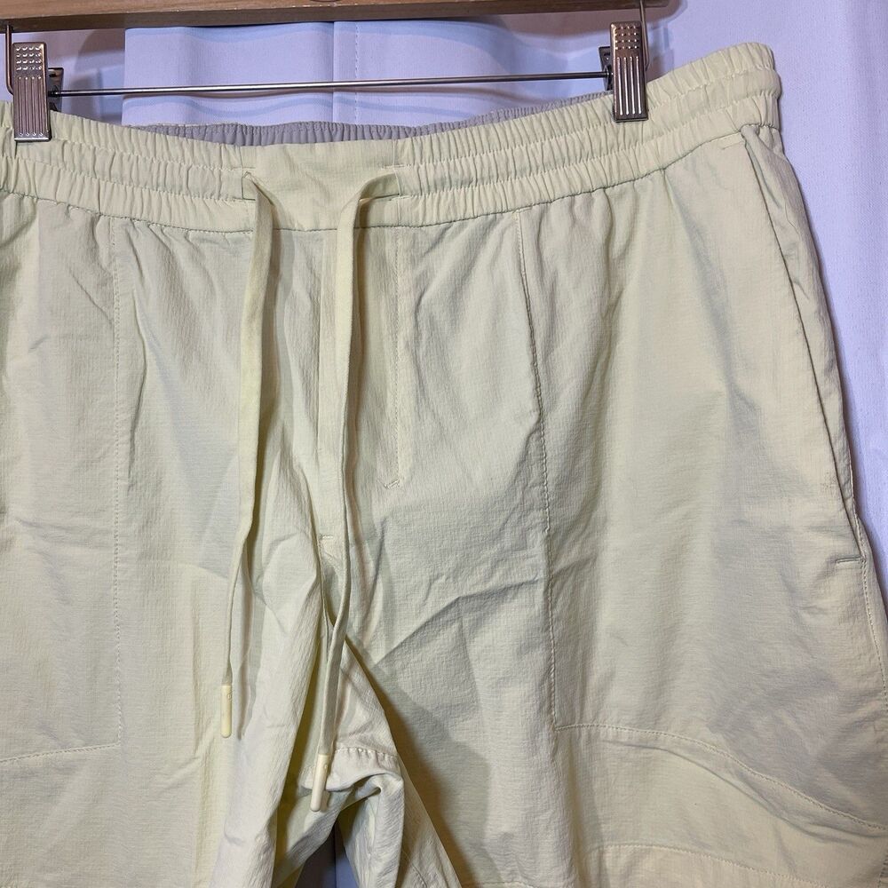 Lululemon Shorts Mens Yellow Bowline Ripstop Drawstring Athletic Pull‎ On XXL